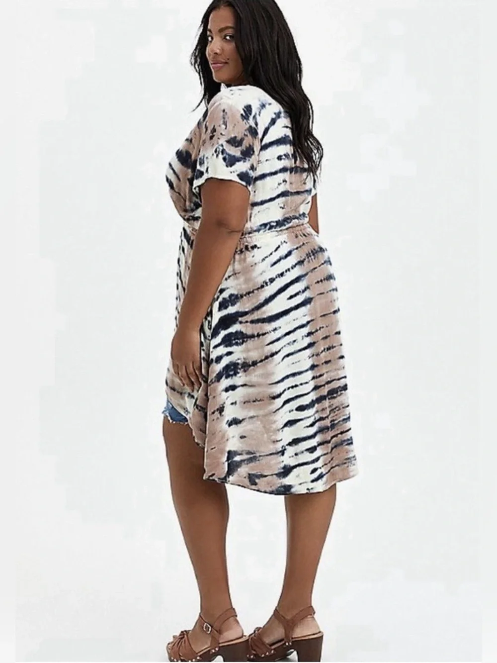 Torrid Tie Dye High Low Tunic Top - Picture 2 of 8